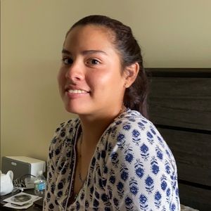 Meet your Posher, Andrea